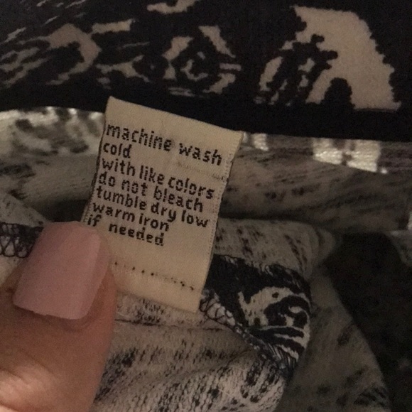 Tyler Boe Linen Blend Skirt - Picture 7 of 7